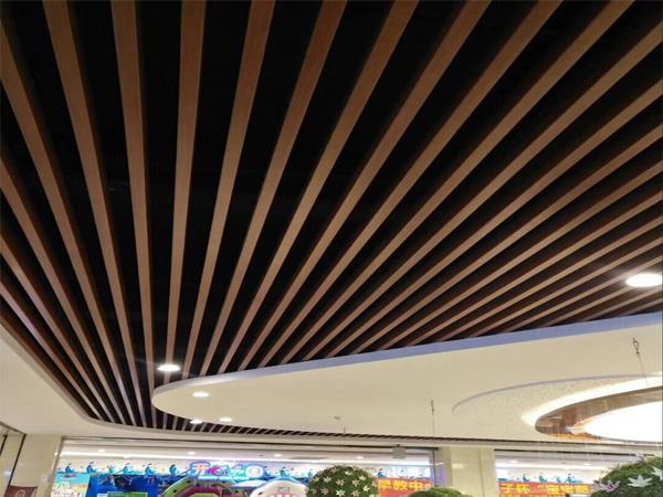 北京餐厅铝方通吊顶-北京铝方通厂家批发