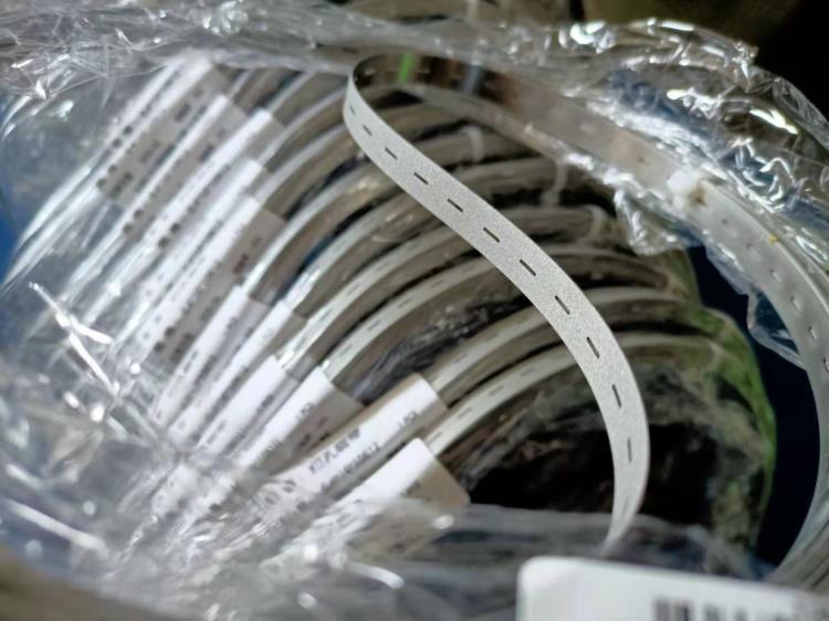 采血管设备用传动带自动生产线用不锈钢传动带 不锈钢打孔定位带