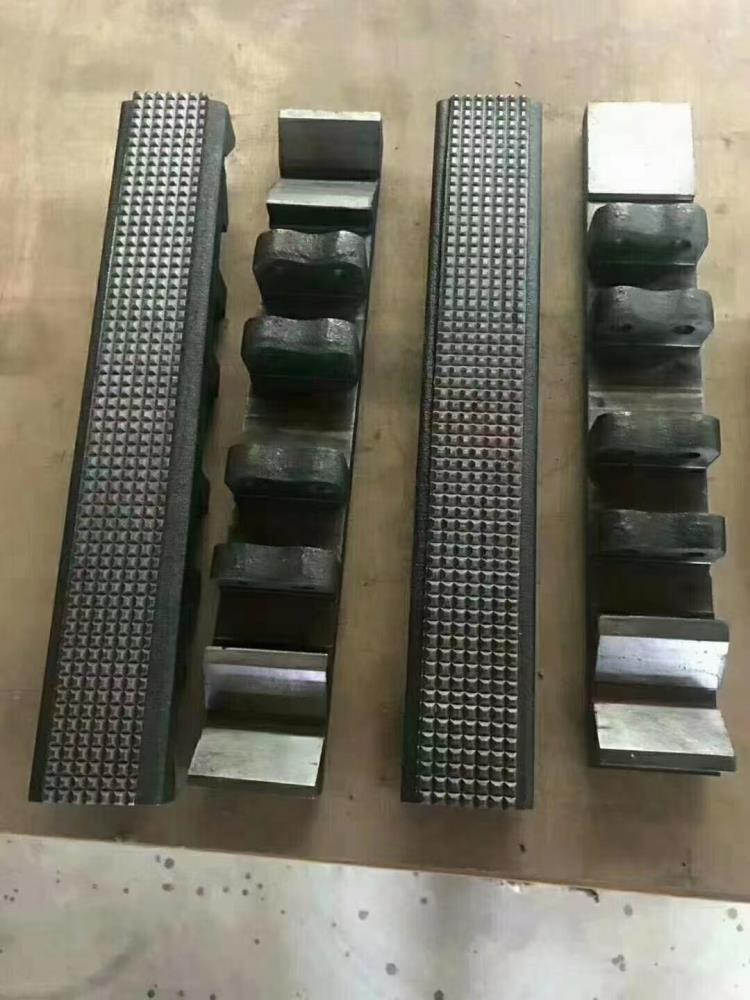 台湾广荣广颍多片锯链块锯片