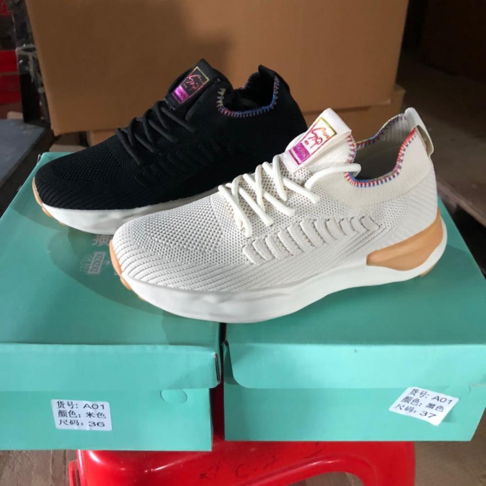 妈妈皮鞋地摊跑量品牌杂款库存鞋女春款百搭经典