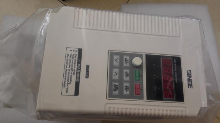 5.5KW正弦变频器EM303B-5R5G重庆变频器批发